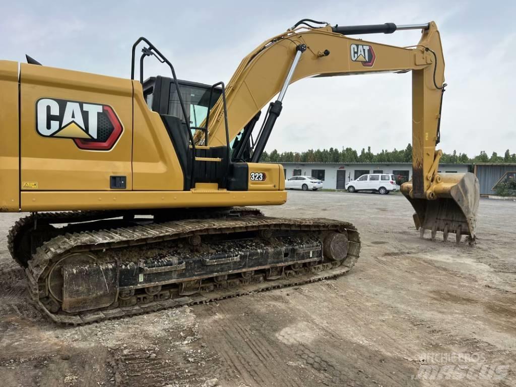 CAT 323 GC Pásová rýpadla