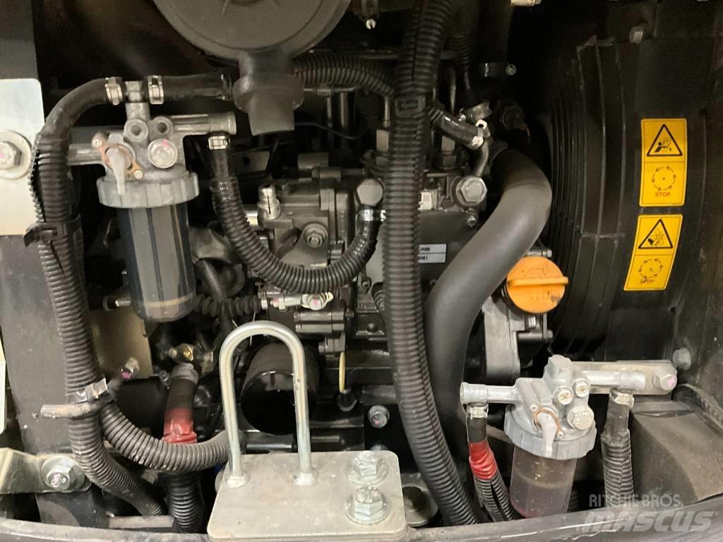 Hitachi ZX 19-6 Mini rýpadla < 7t