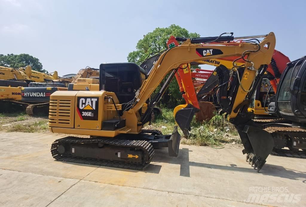 CAT 306E2 Pásová rýpadla