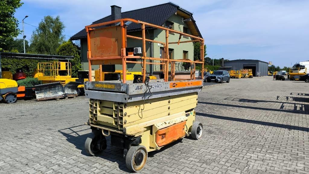 JLG 3246 ES Nůžková zvedací plošina