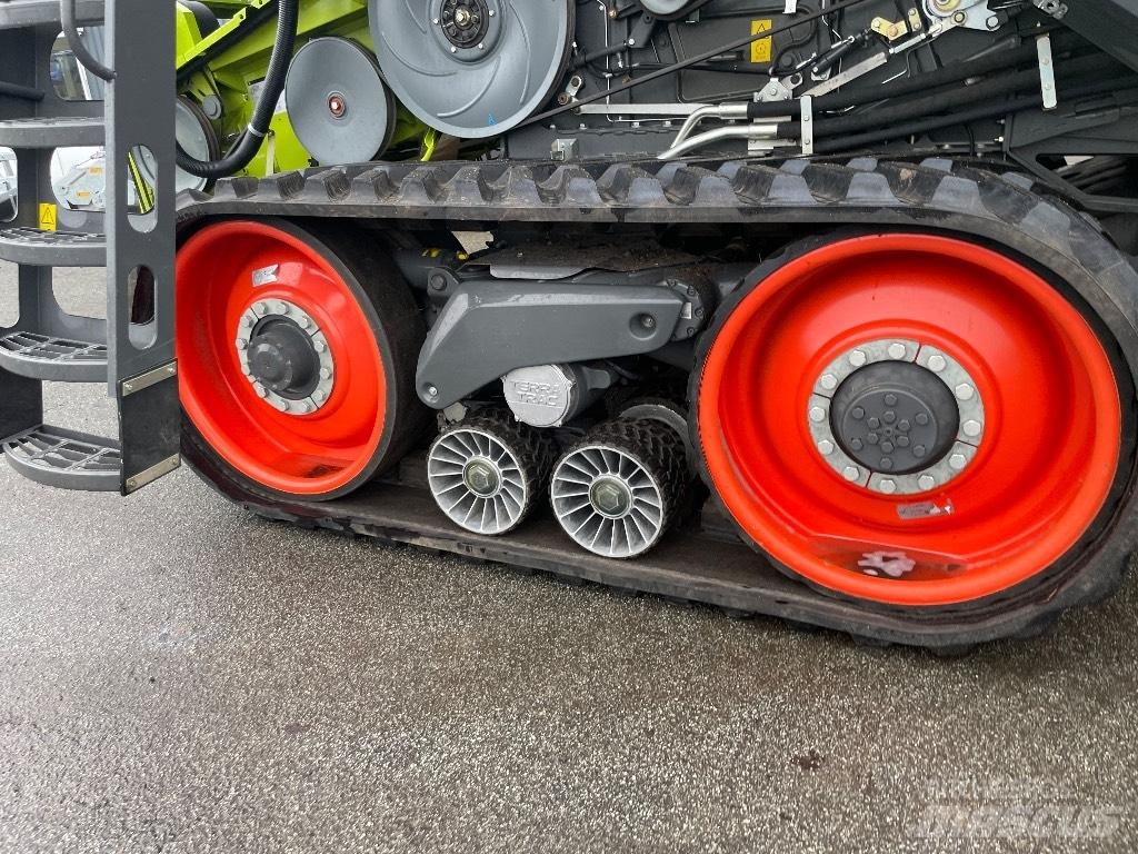 CLAAS Lexion 6900 TT Sklízecí mlátičky