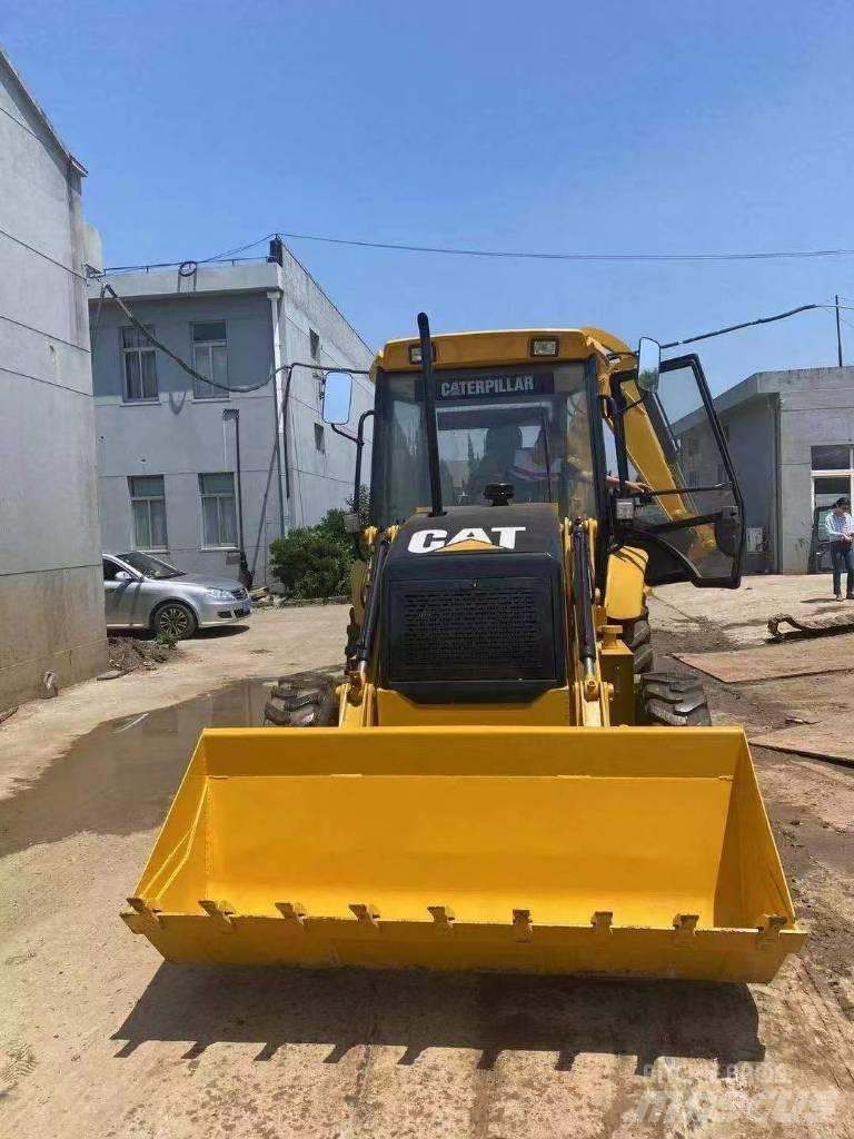 CAT 420F Rýpadlo-nakladače