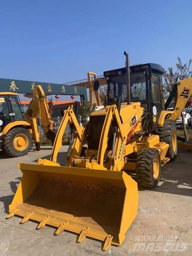 JCB 3 CX Kolové nakladače