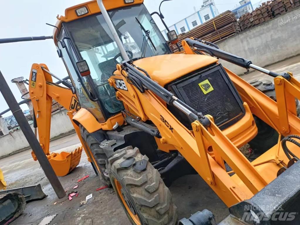JCB 3 CX Kolová rýpadla