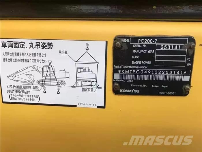 Komatsu PC 200-7 Pásová rýpadla
