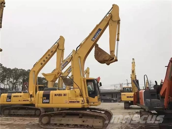 Komatsu PC 200-7 Pásová rýpadla