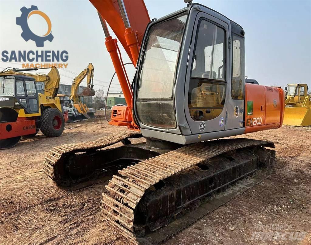 Hitachi EX 200 Pásová rýpadla
