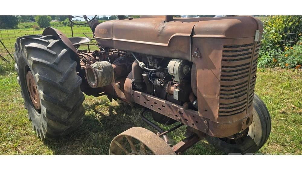 McCormick WD-6 Traktory