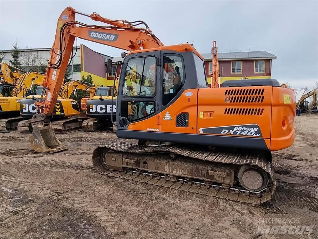 Doosan DX 140 LC-3 Pásová rýpadla