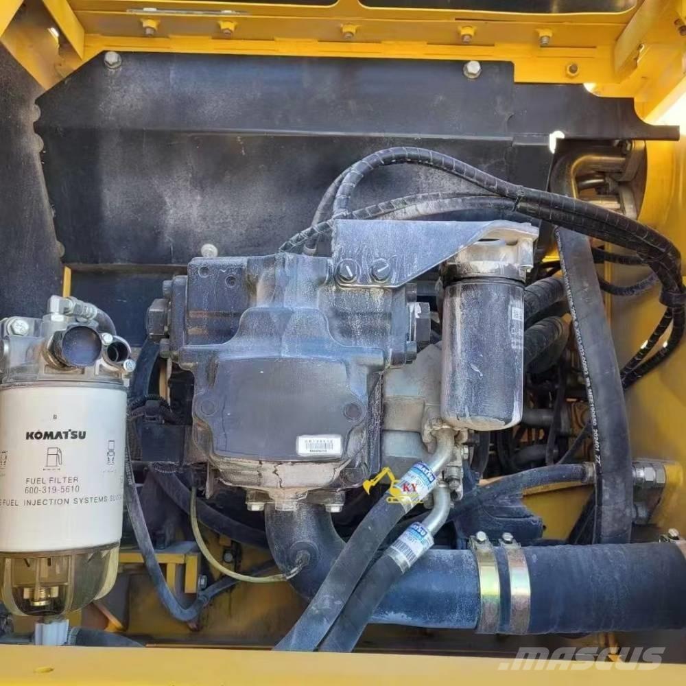 Komatsu PC 210-8 Pásová rýpadla