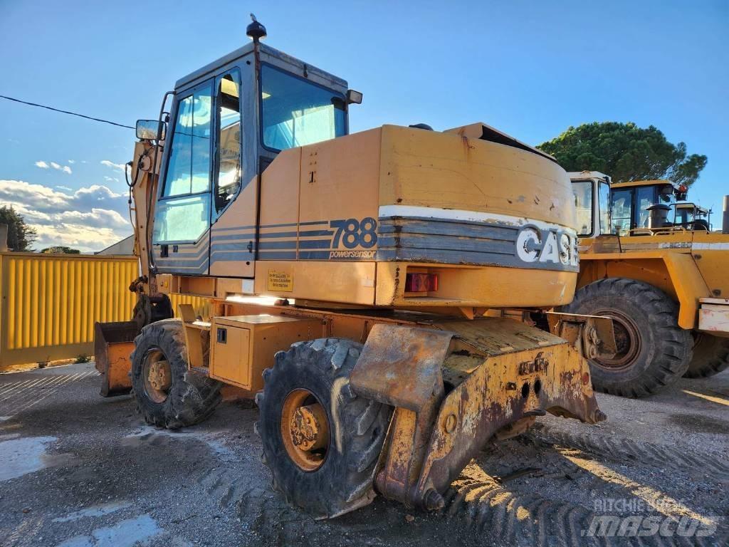 CASE 788 P Kolová rýpadla
