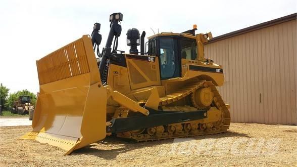 CAT D8T Pásové dozery
