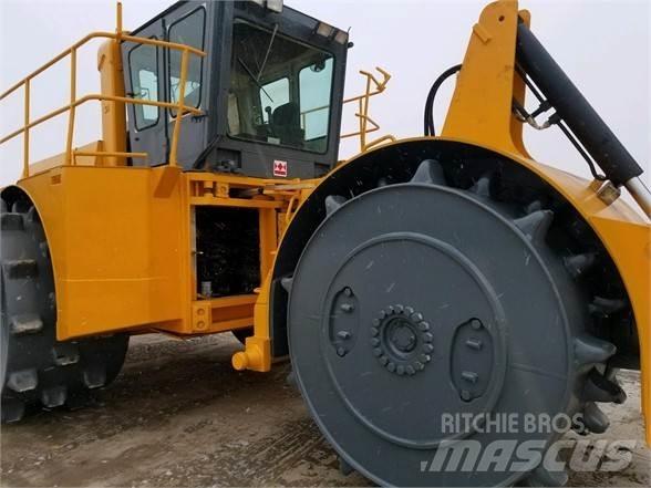 Terex TC550 Skládkové kompaktory