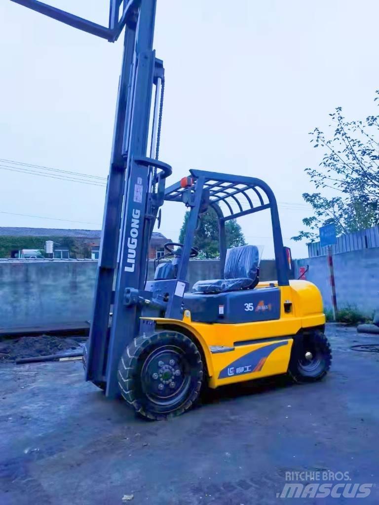 LiuGong CPC 35 Dieselové vozíky
