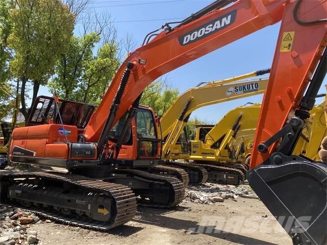 Doosan DX 225 LC Pásová rýpadla