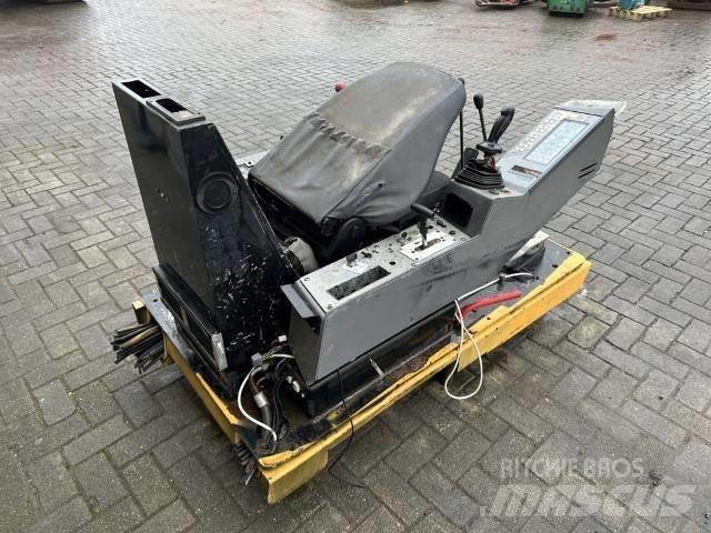 Liebherr Litronic Kabiny a interiér