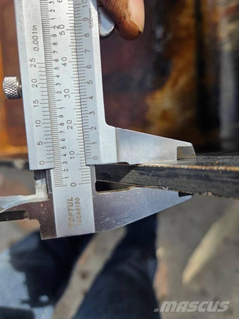 JLG 2450 / 2400 Příslušenství předního nakladače