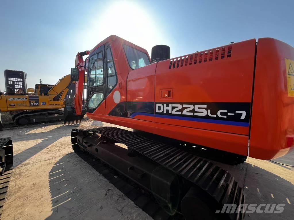 Doosan DH 225 LC-7 Pásová rýpadla