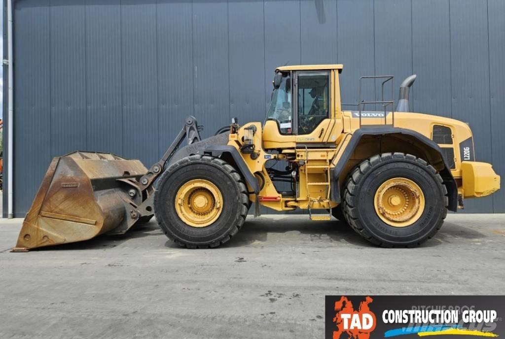 Volvo L 220 G Kolové nakladače