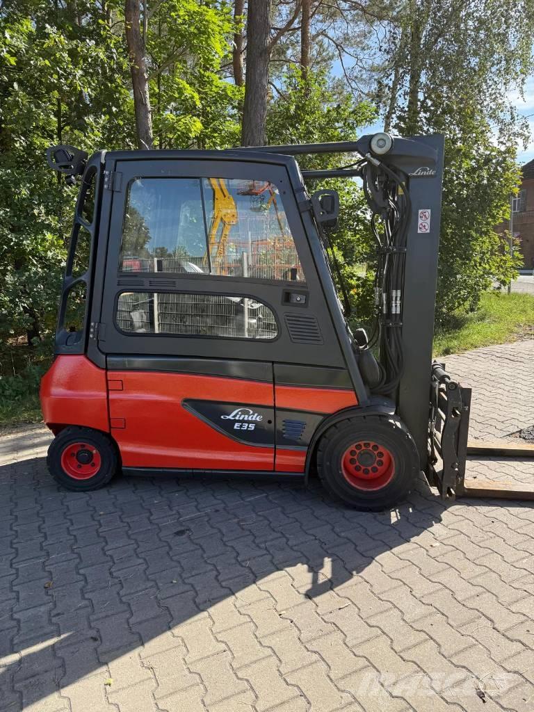 Linde E35L-01 Akumulátorové vozíky
