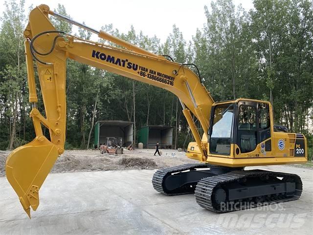 Komatsu PC200-8 Pásová rýpadla