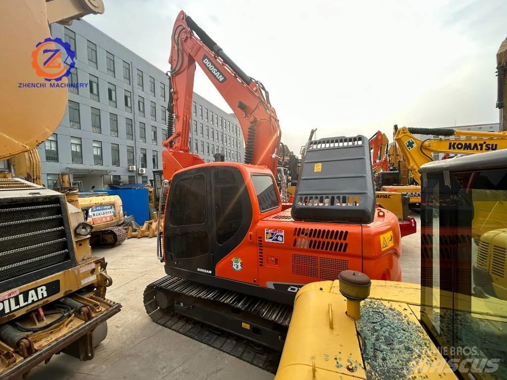 Doosan DX 150 Midi rýpadla 7t - 12t