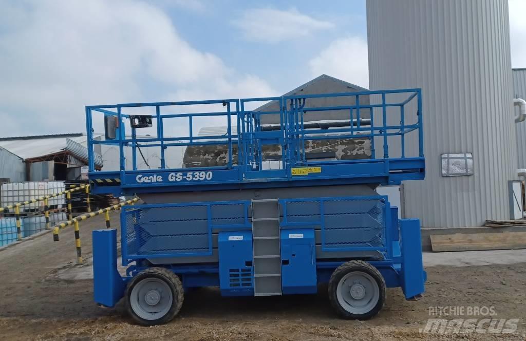 Genie GS 5390 Nůžková zvedací plošina
