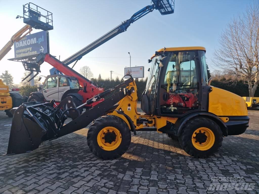 JCB 406 B Kolové nakladače