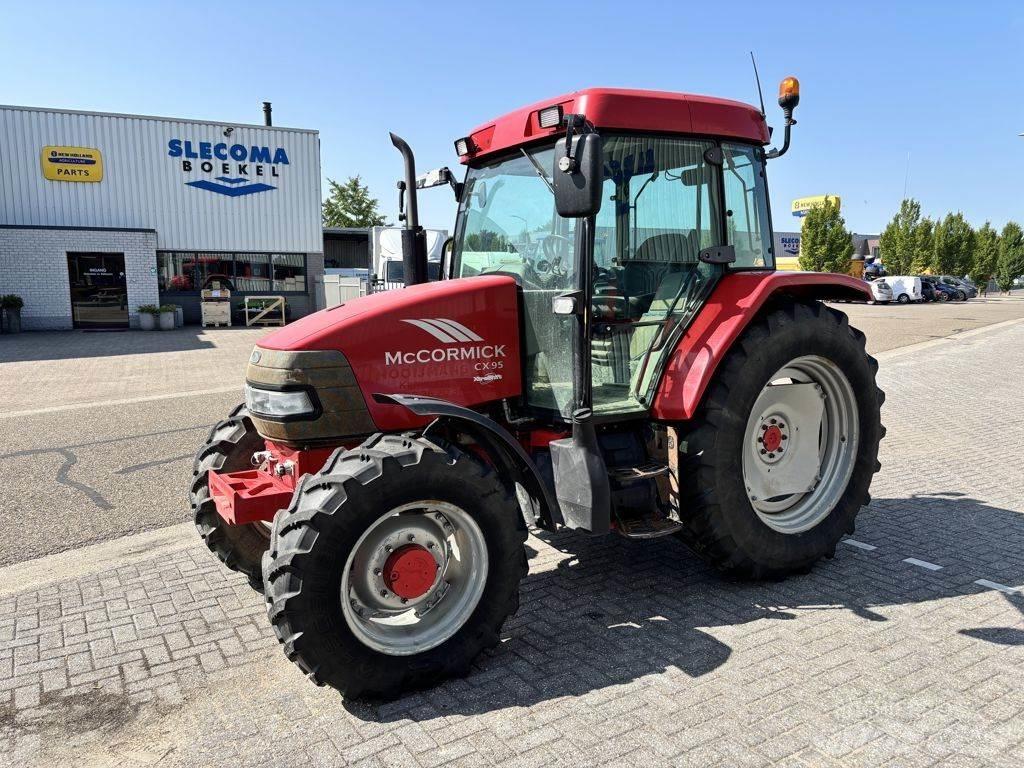 McCormick CX95 Traktory