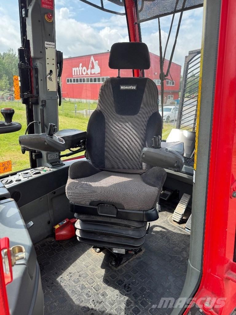 Komatsu 875 Vyvážecí traktory