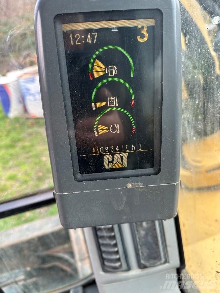CAT 308 D Pásová rýpadla