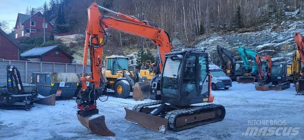 Hitachi ZX 85 US-5 Midi rýpadla 7t - 12t