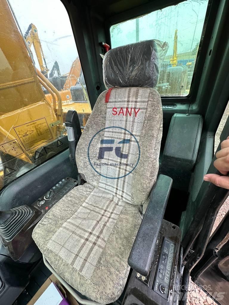 Sany SY235C Midi rýpadla 7t - 12t
