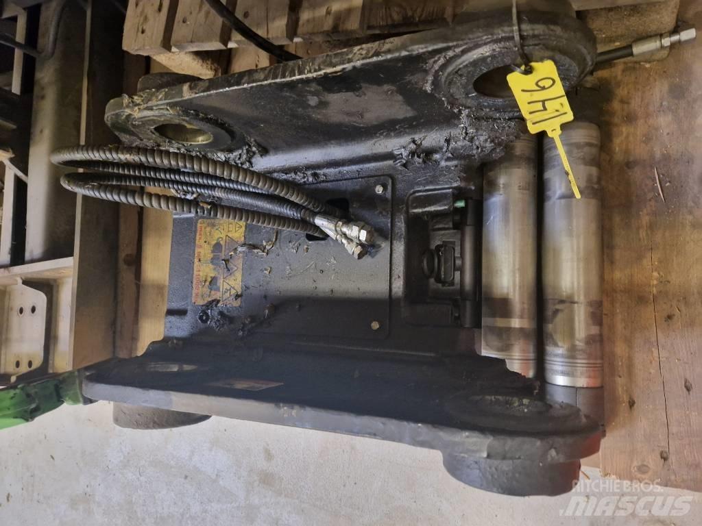 Steelwrist QCS50 Výložníky a lžíce