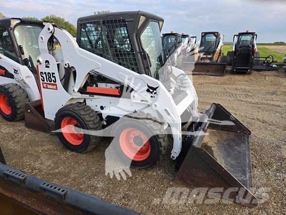 Bobcat S185 Smykem řízené nakladače