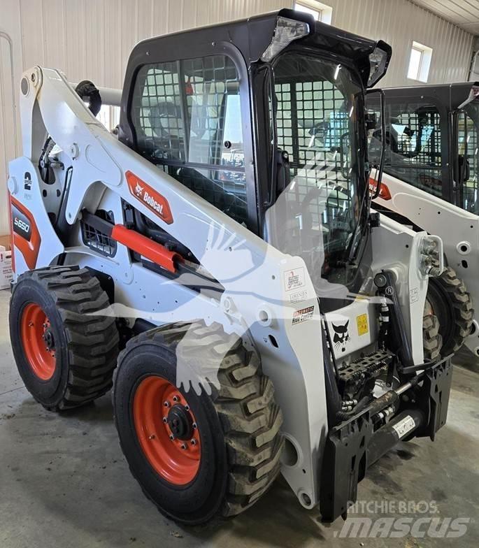 Bobcat S650 Smykem řízené nakladače