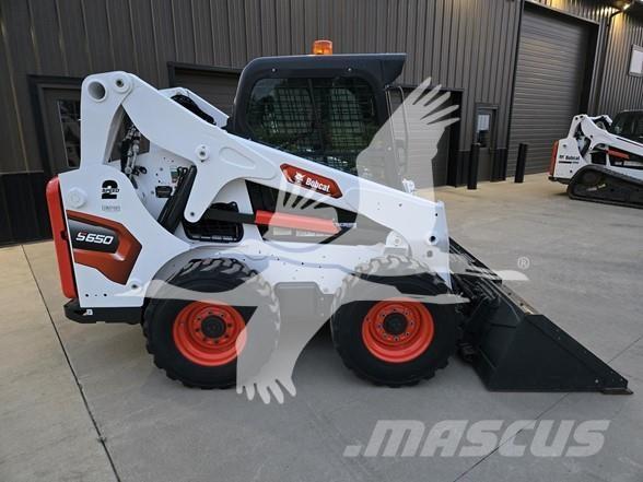 Bobcat S650 Smykem řízené nakladače