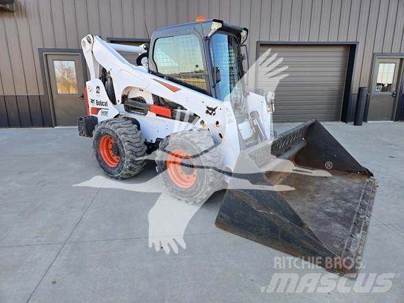 Bobcat S850 Smykem řízené nakladače