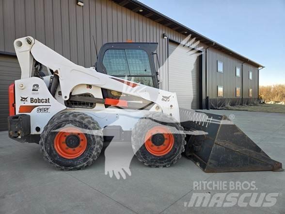 Bobcat S850 Smykem řízené nakladače