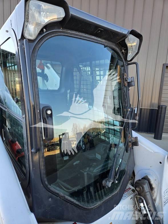 Bobcat S850 Smykem řízené nakladače