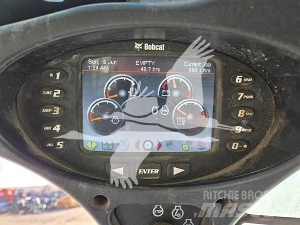 Bobcat T450 Smykem řízené nakladače