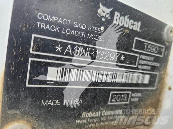 Bobcat T590 Smykem řízené nakladače