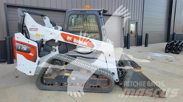 Bobcat T76 Smykem řízené nakladače