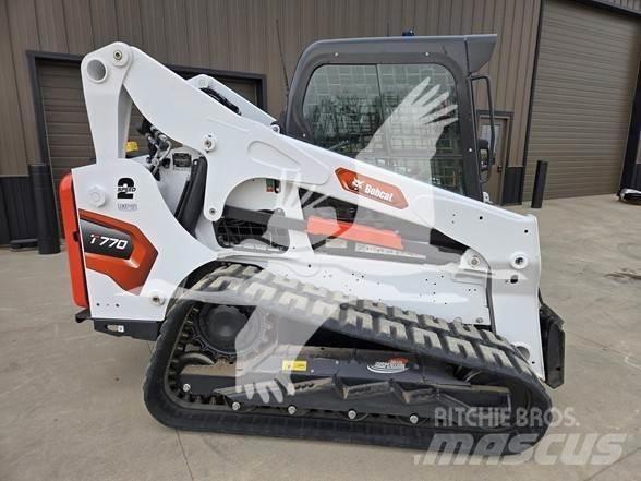 Bobcat T770 Smykem řízené nakladače