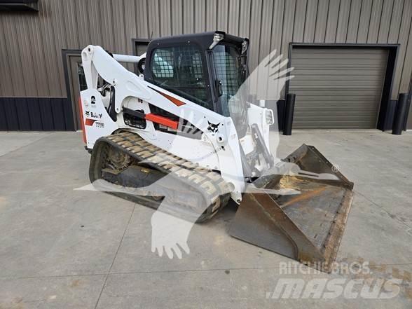 Bobcat T770 Smykem řízené nakladače