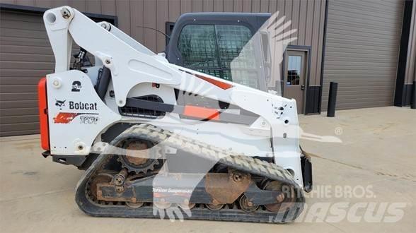 Bobcat T870 Smykem řízené nakladače