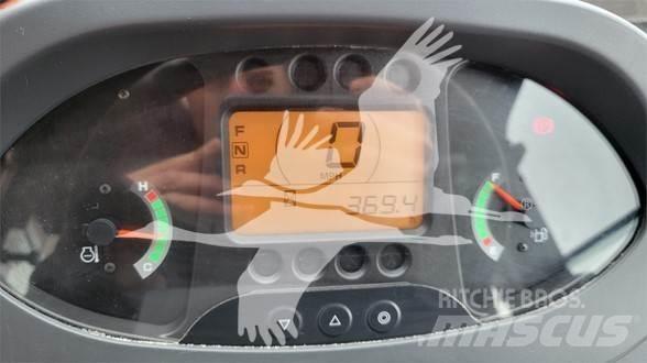 Hitachi ZW80 Kolové nakladače