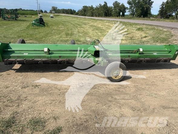 John Deere 120 Žací stroje