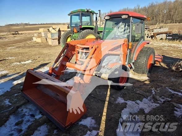 Kubota L4240 Traktory