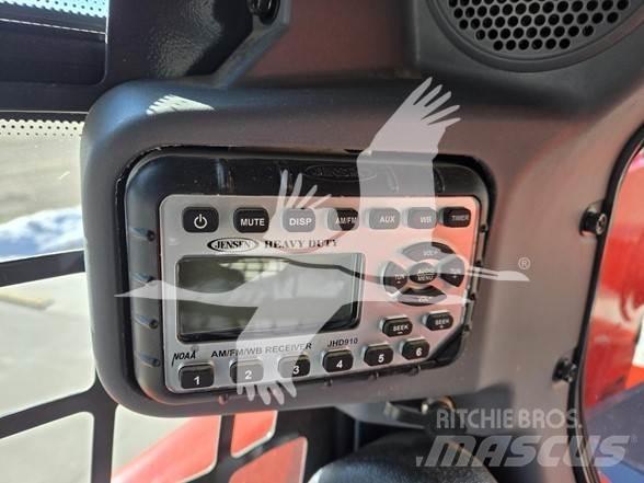 Kubota SSV75 Smykem řízené nakladače